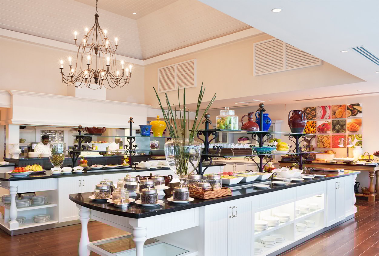 Buffet area with chefs at The Body Holiday