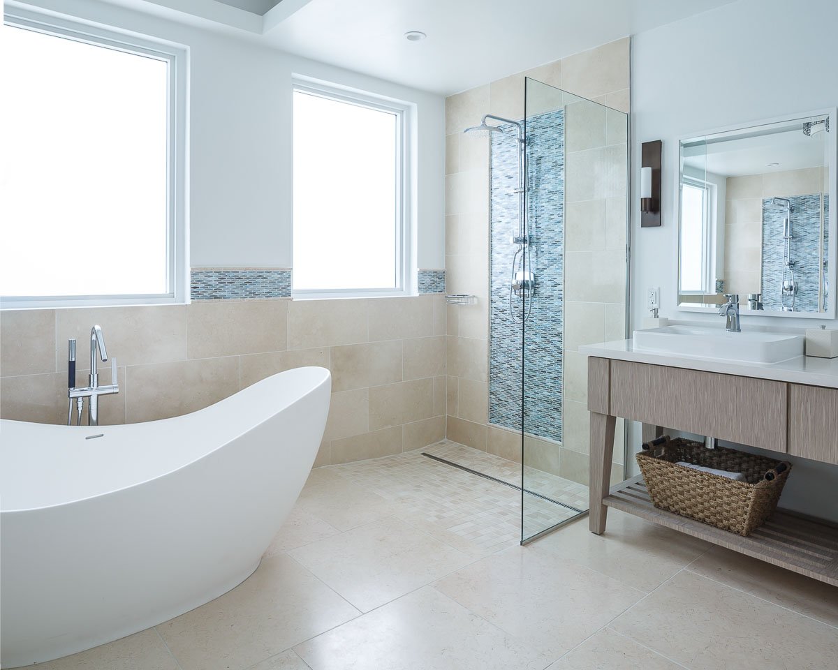 Studio IDC Windjammer Landing - North Point Luxury Bath 